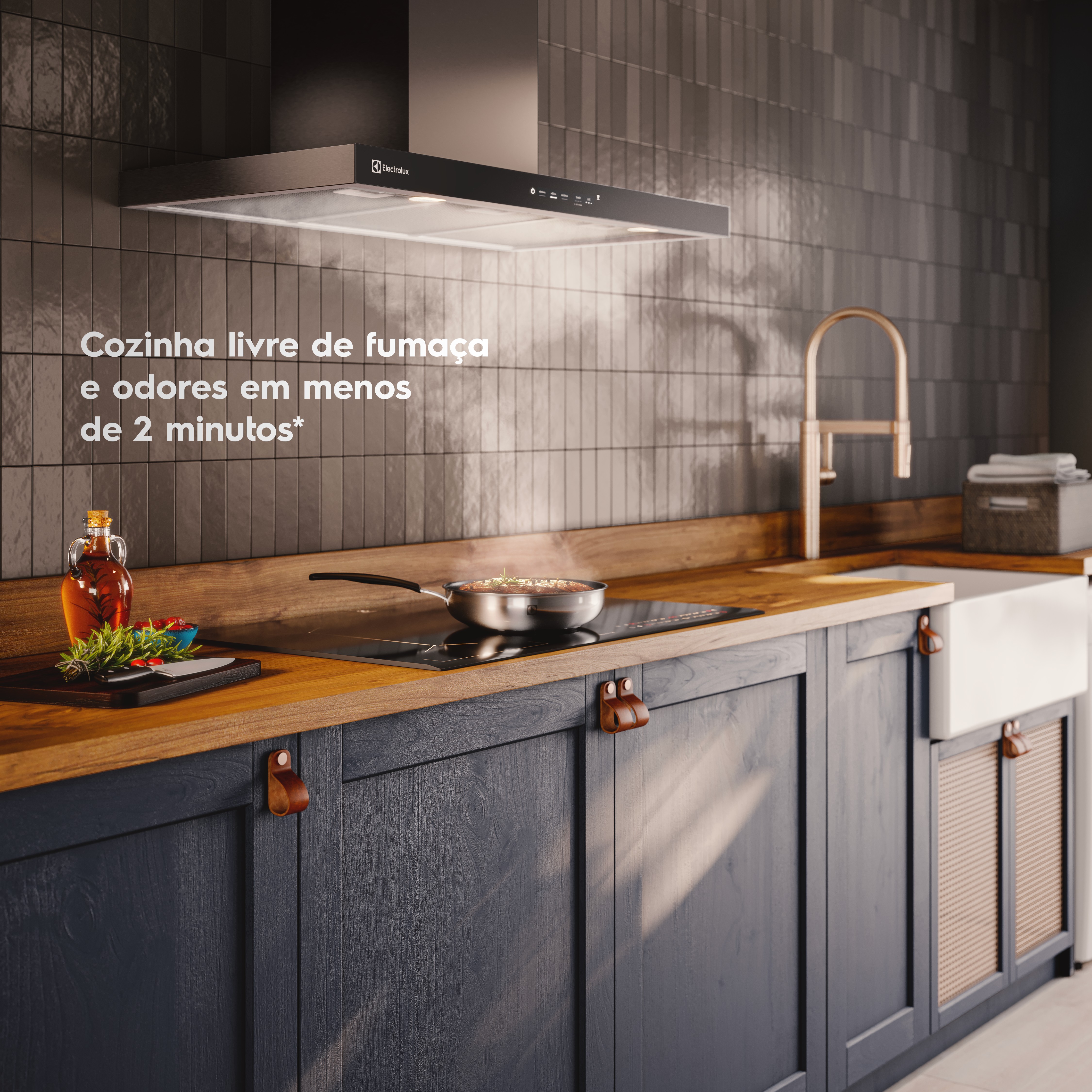 Coifa de Parede Electrolux 90cm Inox Experience com Inteligência Artificial e Alto Poder Sucção (CE9TF)