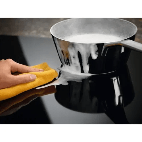 Cooktop 4 Bocas de Indução Electrolux Expert com Sense Fry e Timer (IE6SF)